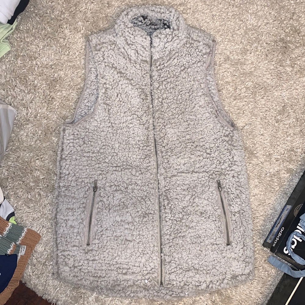 Thread & Supply sherpa vest